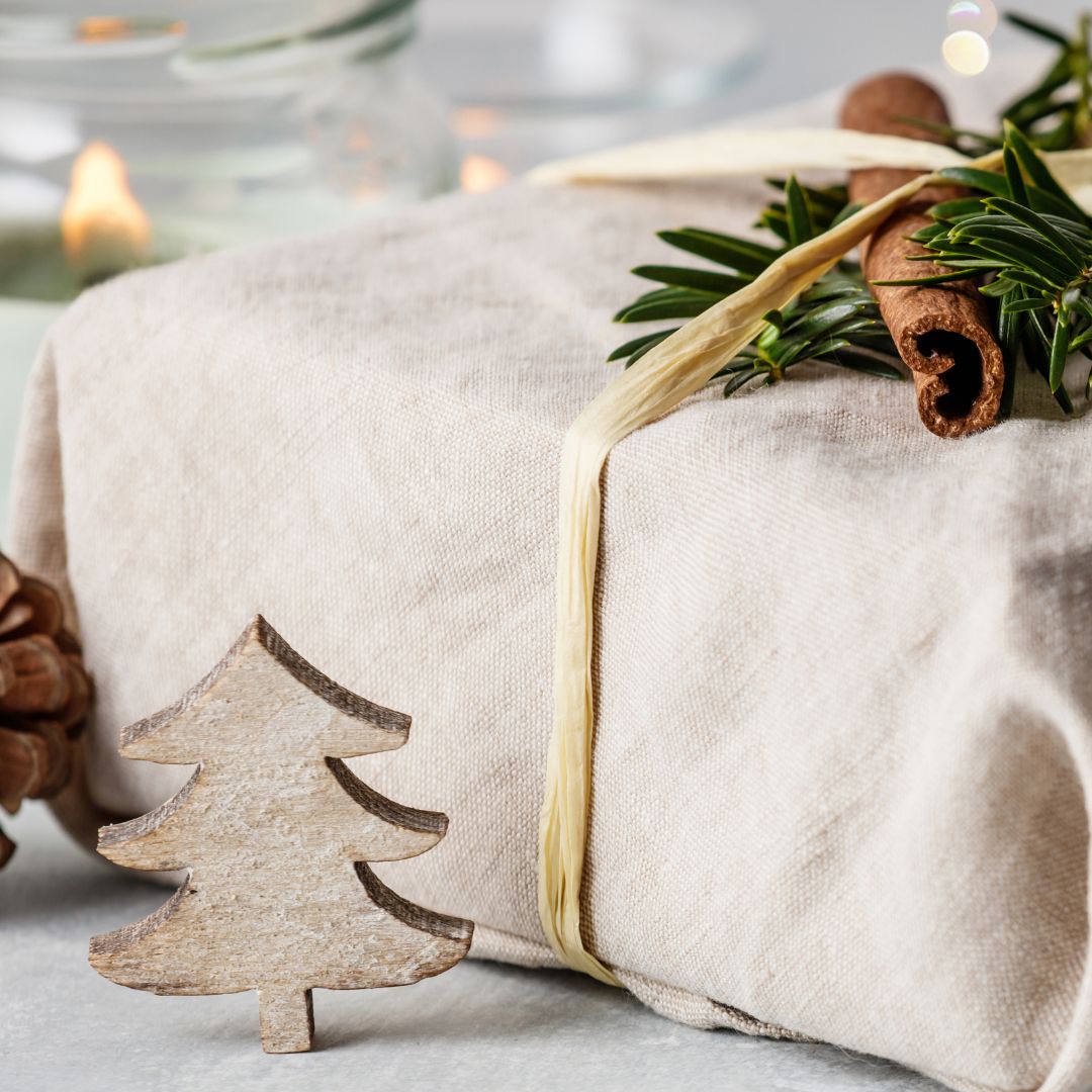 EcoFillosophy's Waste-Free Gift-Wrapping Session