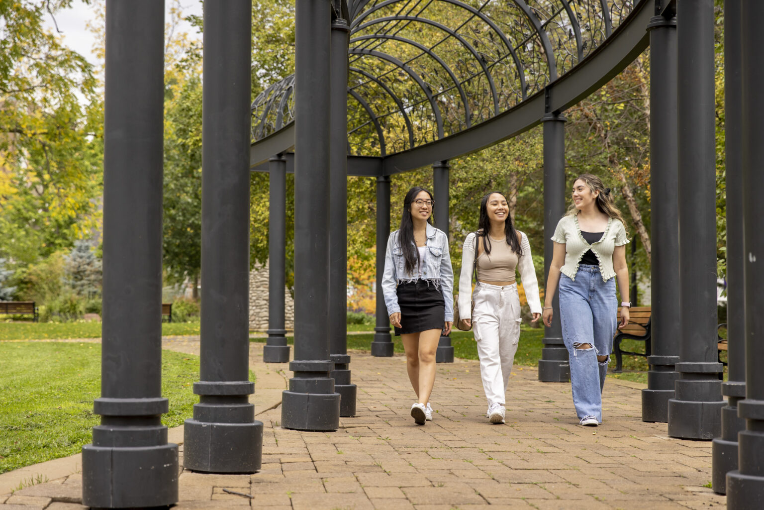 Discover the best shopping destinations in Oakville Visit Oakville