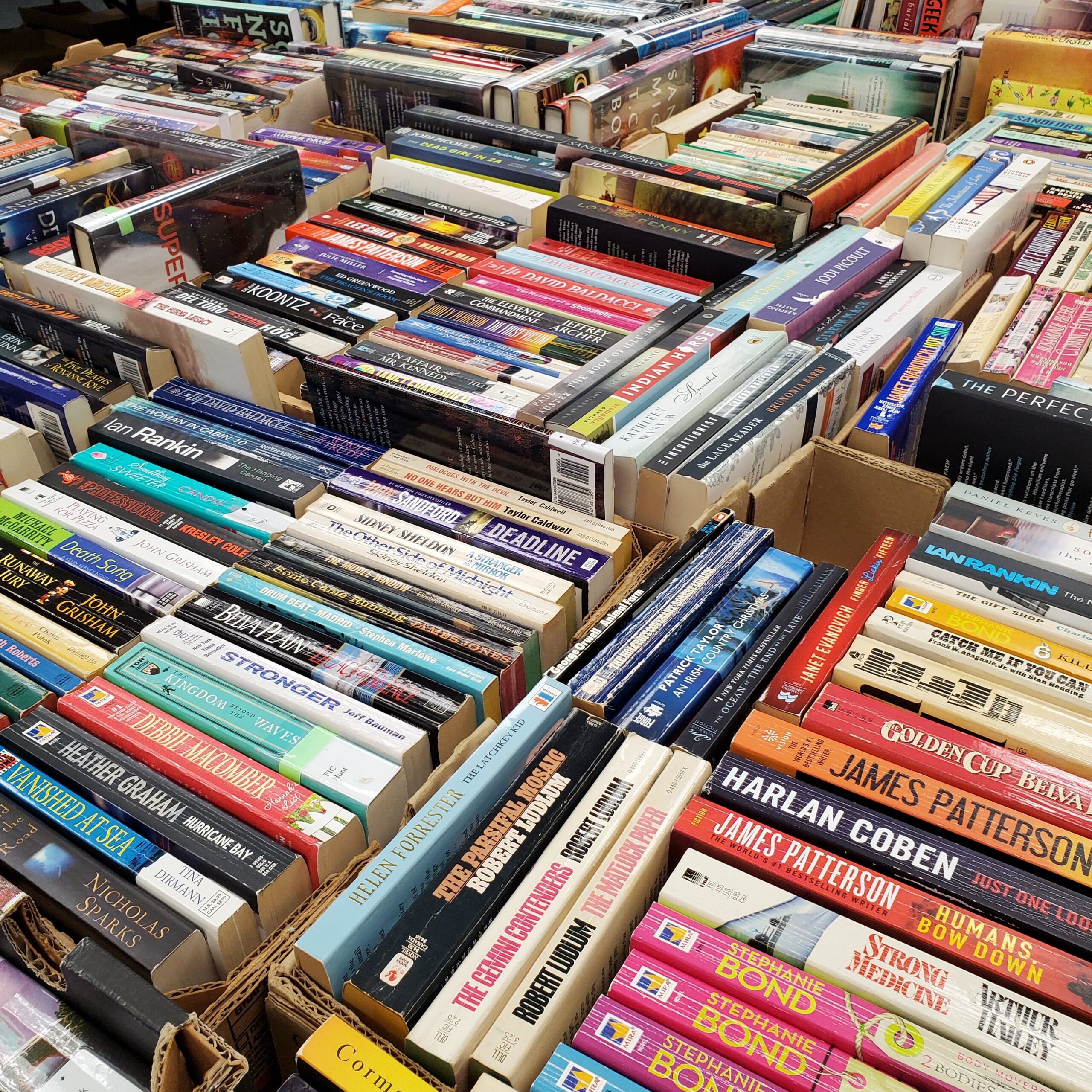 Oakville Public Library: Friends of the Library Book Sale (Days 3 and 4)